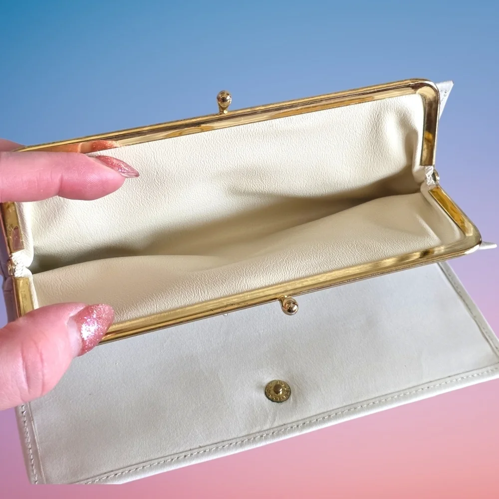 Vintage Brendshire Genuine Cowhide Leather Wallet - Mid Century Retro